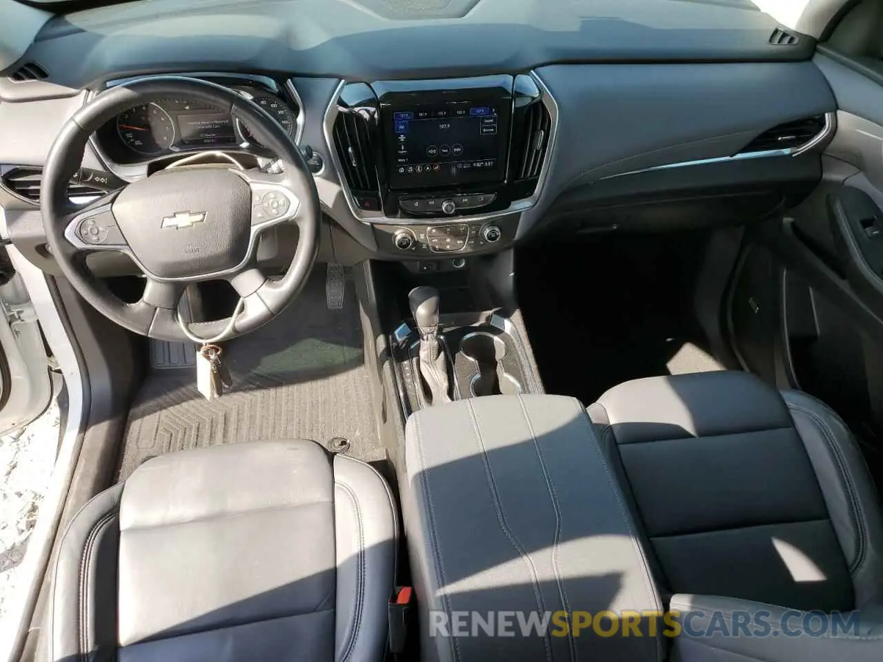 8 Фотография поврежденного автомобиля 1GNERHKW2MJ267014 CHEVROLET TRAVERSE 2021