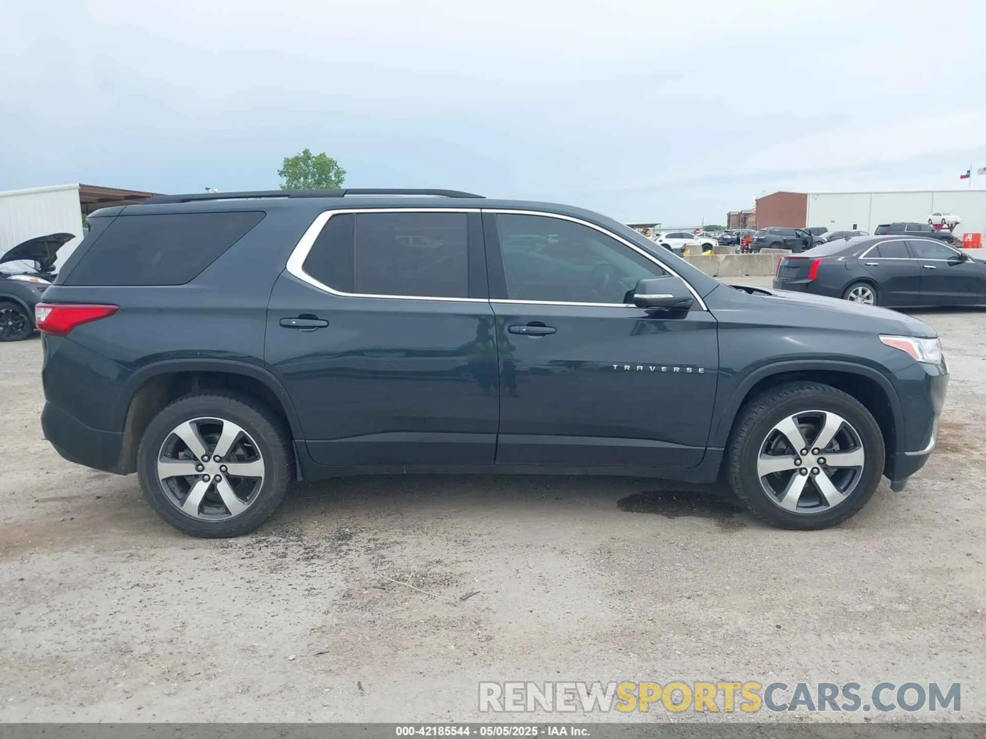 13 Фотография поврежденного автомобиля 1GNERHKW4MJ191814 CHEVROLET TRAVERSE 2021