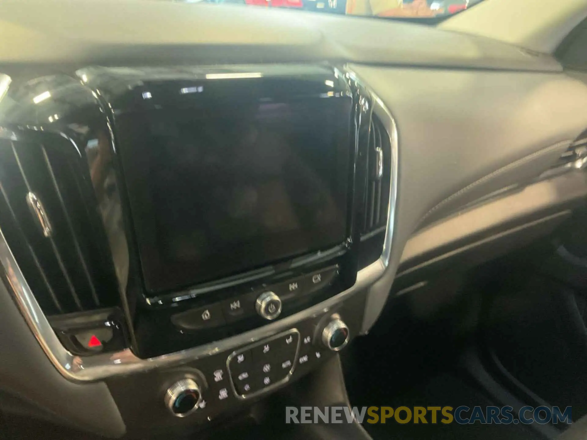 11 Photograph of a damaged car 1GNERHKW5MJ182233 CHEVROLET TRAVERSE 2021