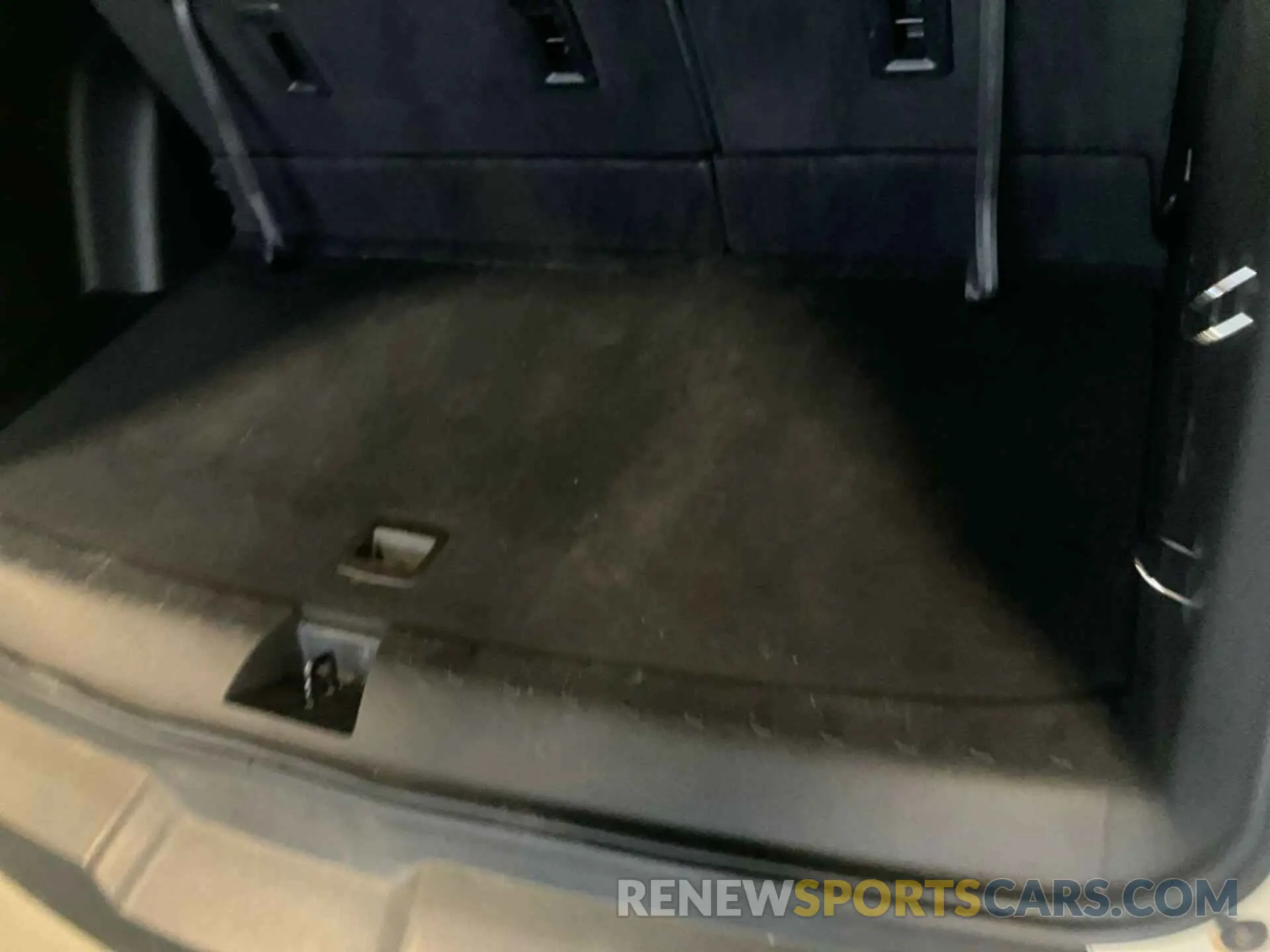 14 Photograph of a damaged car 1GNERHKW5MJ182233 CHEVROLET TRAVERSE 2021