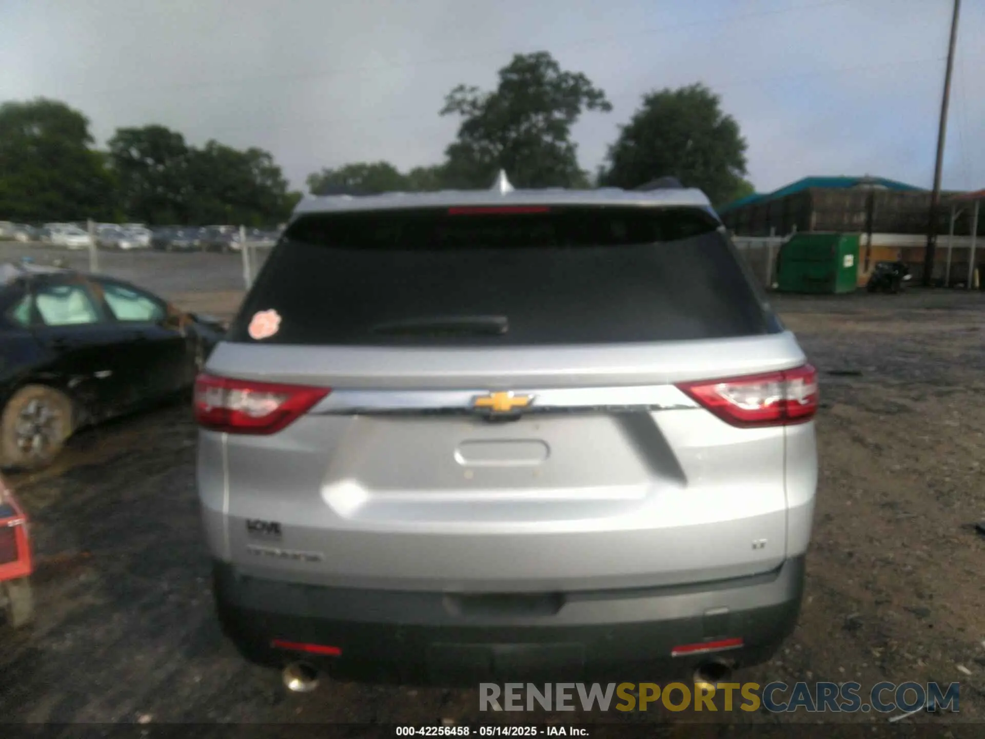 16 Photograph of a damaged car 1GNERHKW6MJ157311 CHEVROLET TRAVERSE 2021