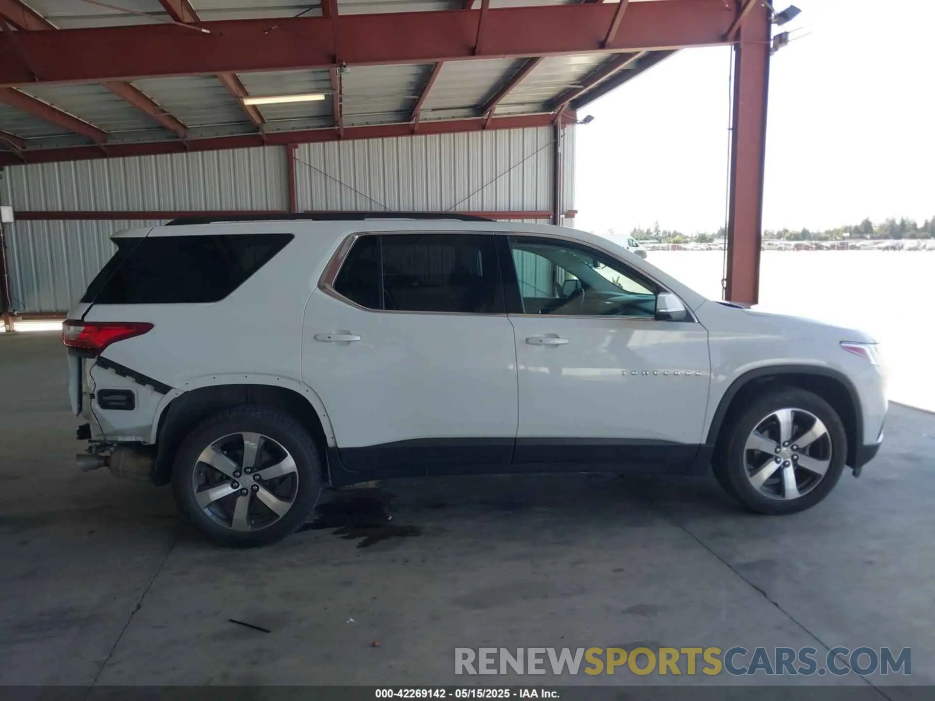 14 Photograph of a damaged car 1GNERHKW8MJ232171 CHEVROLET TRAVERSE 2021