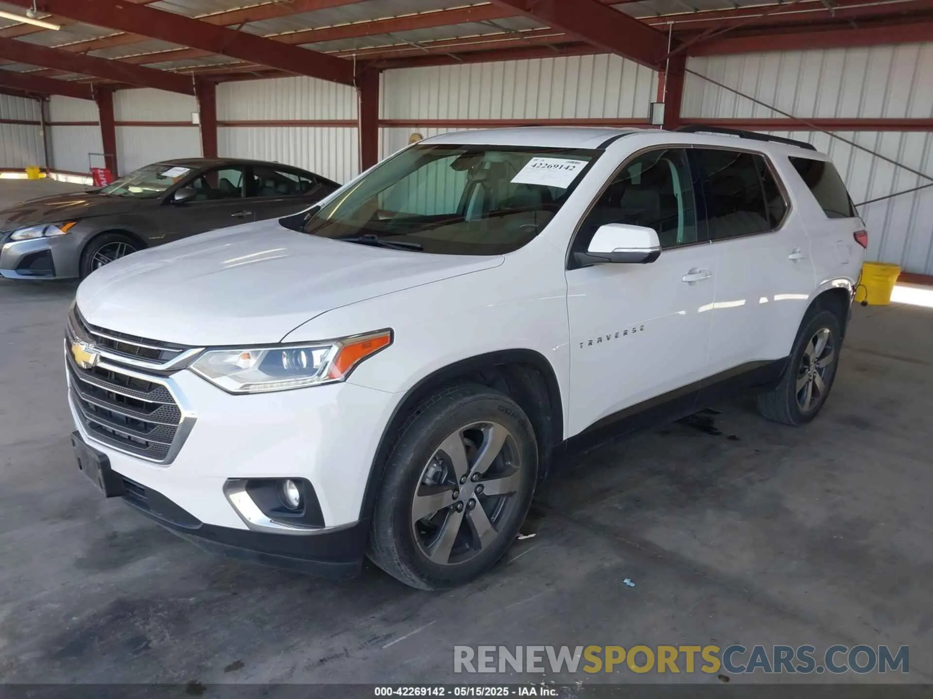 2 Photograph of a damaged car 1GNERHKW8MJ232171 CHEVROLET TRAVERSE 2021