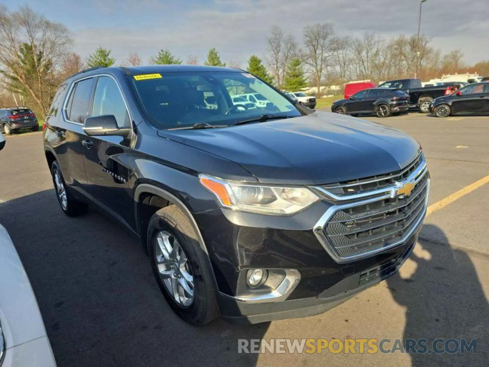 4 Photograph of a damaged car 1GNERHKWXMJ183734 CHEVROLET TRAVERSE 2021