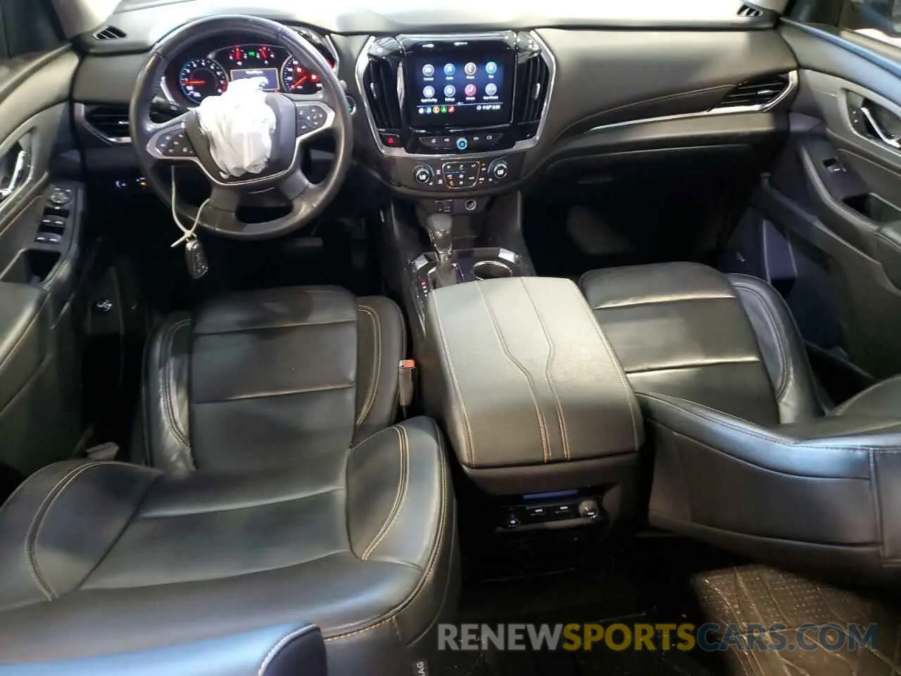 8 Photograph of a damaged car 1GNERJKW3MJ135340 CHEVROLET TRAVERSE 2021