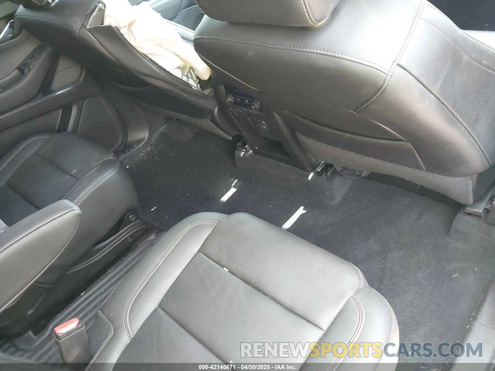 8 Фотография поврежденного автомобиля 1GNERJKW9MJ255465 CHEVROLET TRAVERSE 2021