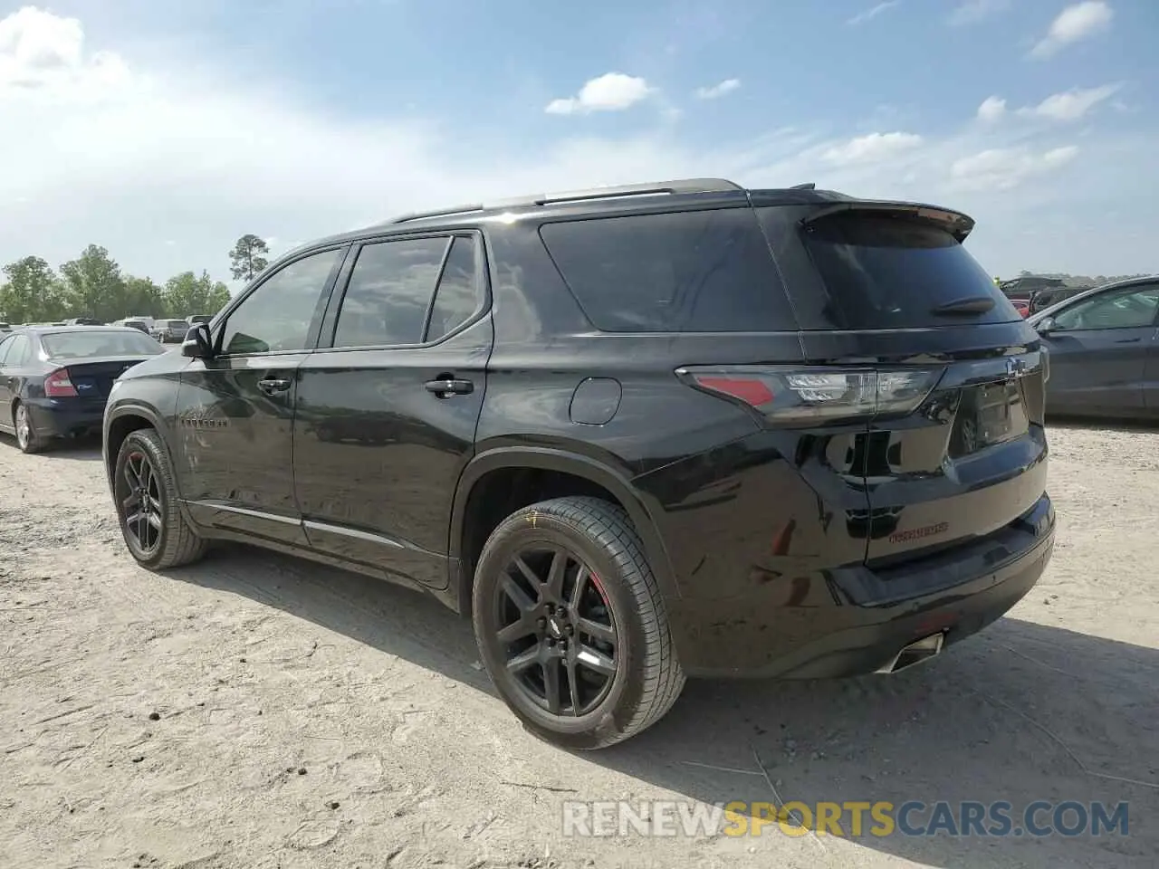 2 Photograph of a damaged car 1GNERKKW0MJ155132 CHEVROLET TRAVERSE 2021