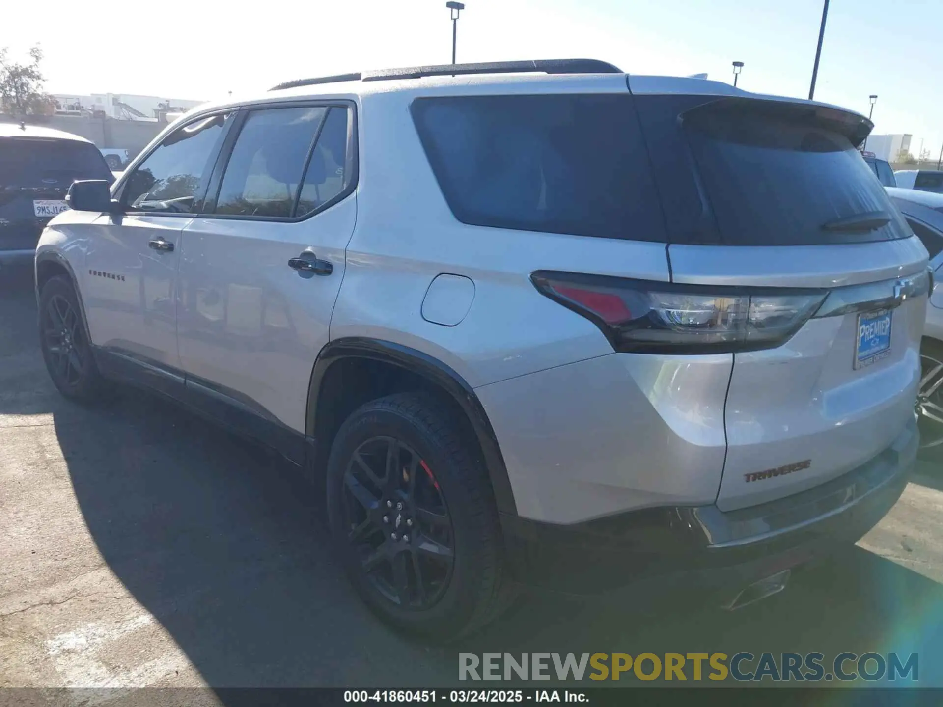 3 Photograph of a damaged car 1GNERKKW3MJ168358 CHEVROLET TRAVERSE 2021