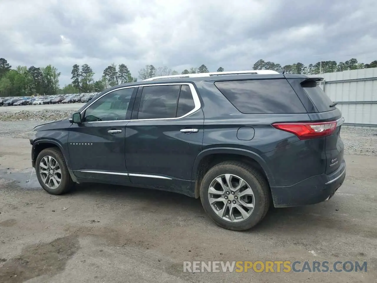 2 Photograph of a damaged car 1GNERKKW4MJ163718 CHEVROLET TRAVERSE 2021