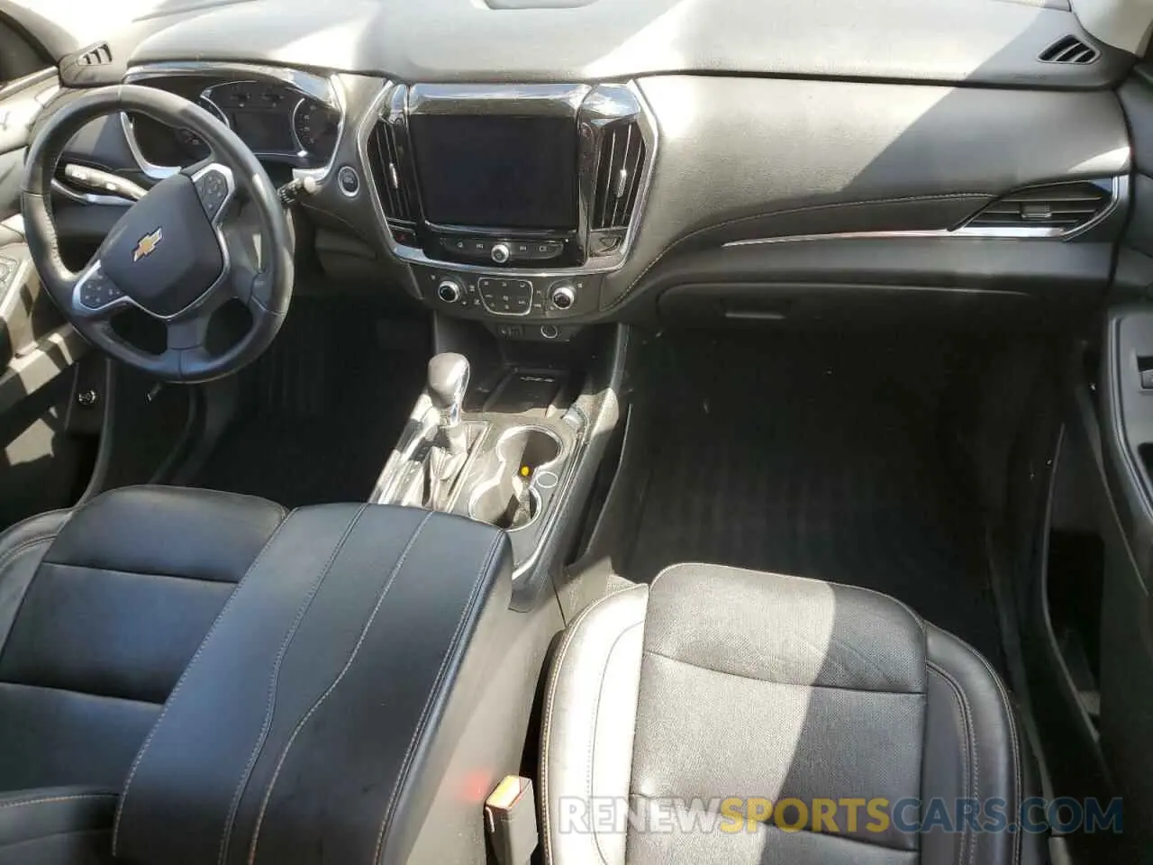 8 Фотография поврежденного автомобиля 1GNERKKW6MJ238743 CHEVROLET TRAVERSE 2021