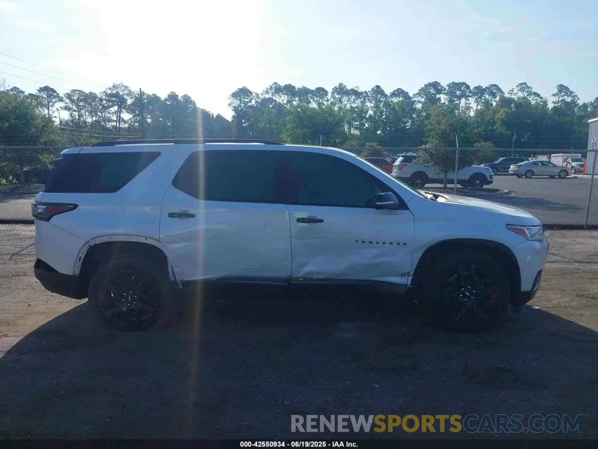 13 Photograph of a damaged car 1GNERKKW8MJ235519 CHEVROLET TRAVERSE 2021