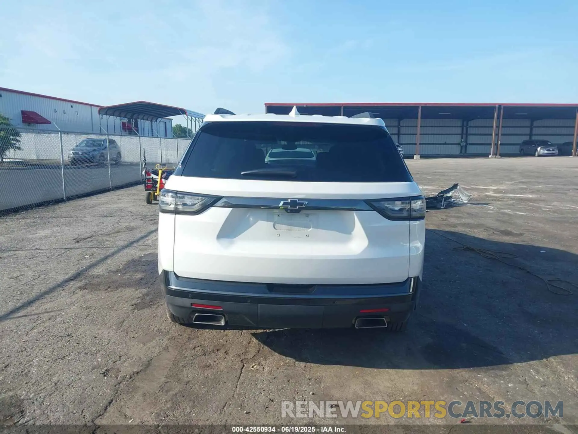 16 Photograph of a damaged car 1GNERKKW8MJ235519 CHEVROLET TRAVERSE 2021