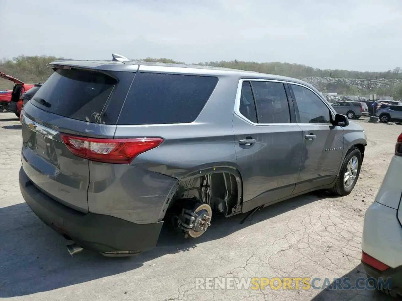 3 Photograph of a damaged car 1GNEVFKW4MJ140099 CHEVROLET TRAVERSE 2021
