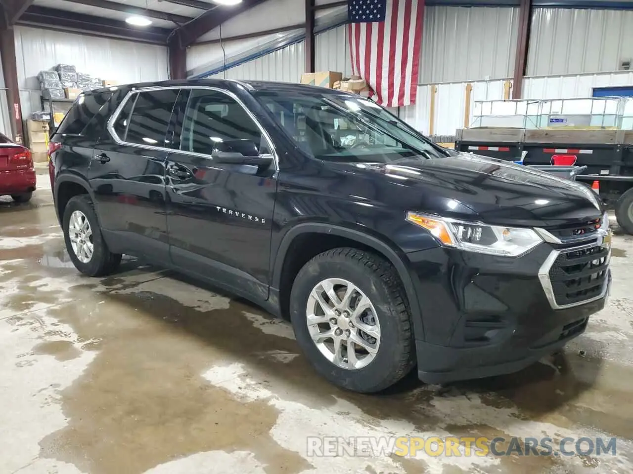 4 Photograph of a damaged car 1GNEVFKW4MJ224763 CHEVROLET TRAVERSE 2021