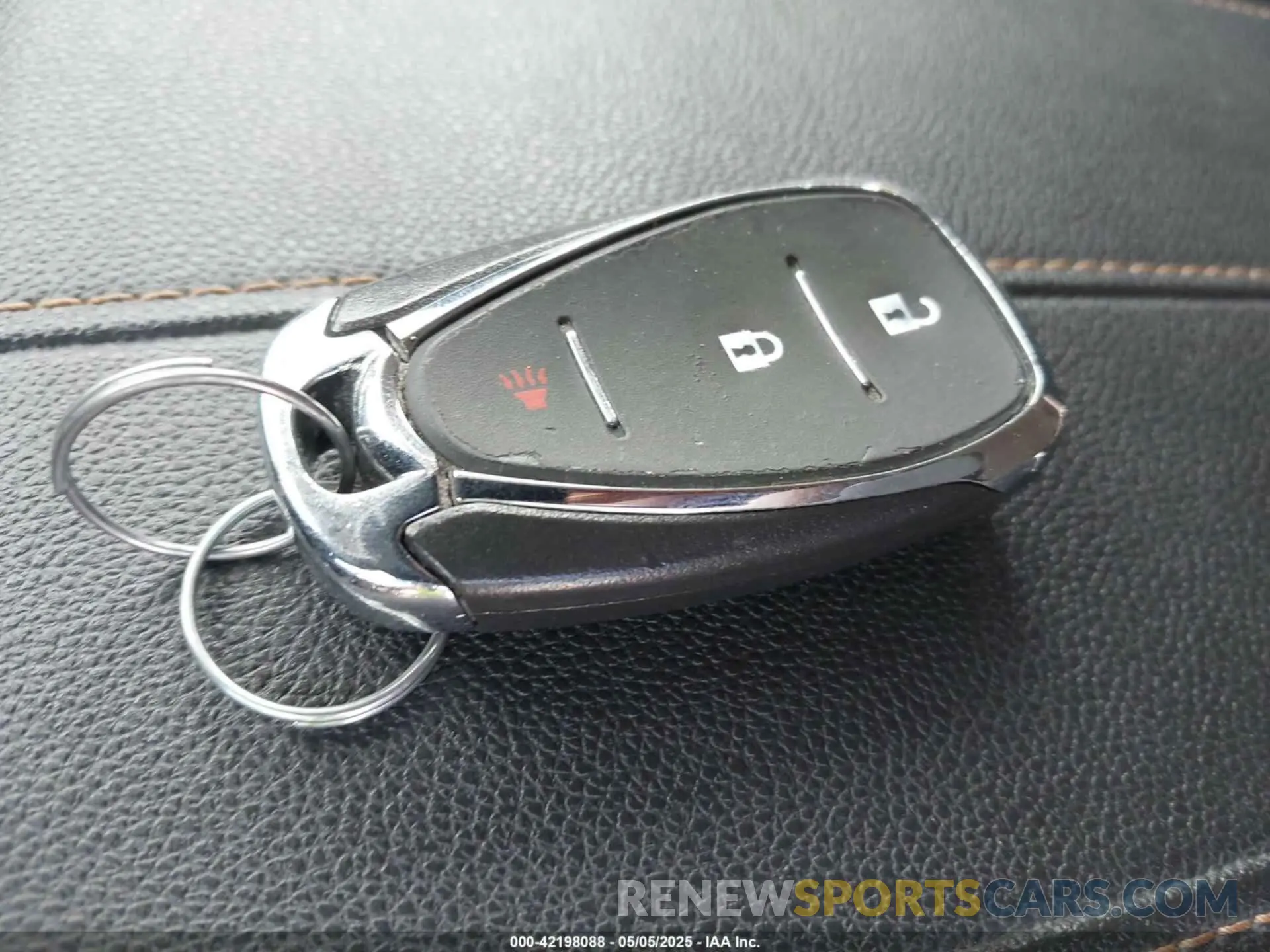 11 Фотография поврежденного автомобиля 1GNEVFKW7MJ108621 CHEVROLET TRAVERSE 2021