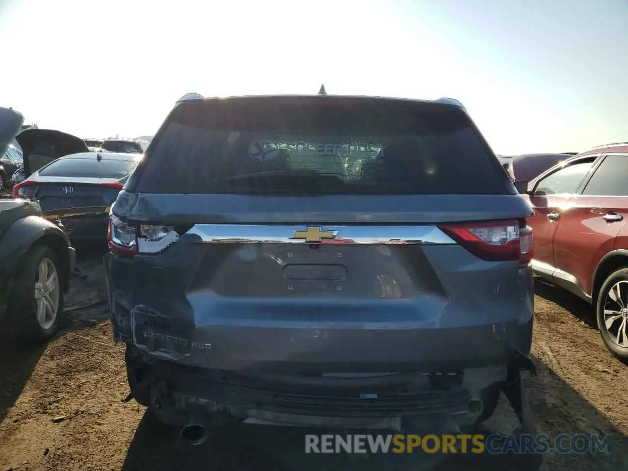 6 Photograph of a damaged car 1GNEVFKW8MJ109275 CHEVROLET TRAVERSE 2021