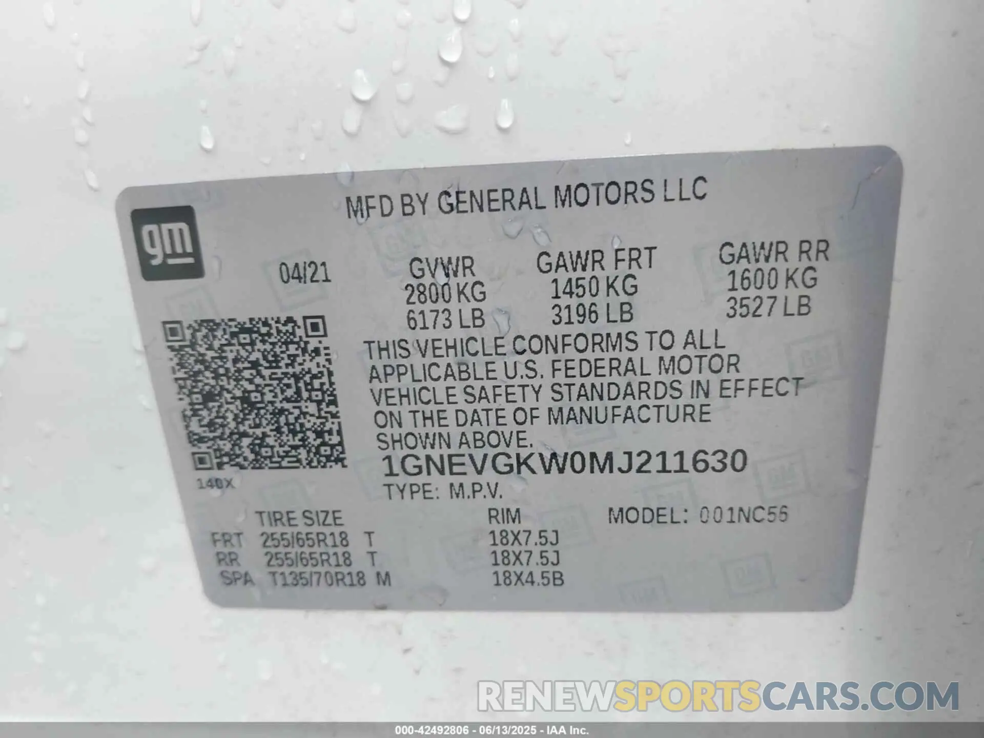 9 Photograph of a damaged car 1GNEVGKW0MJ211630 CHEVROLET TRAVERSE 2021