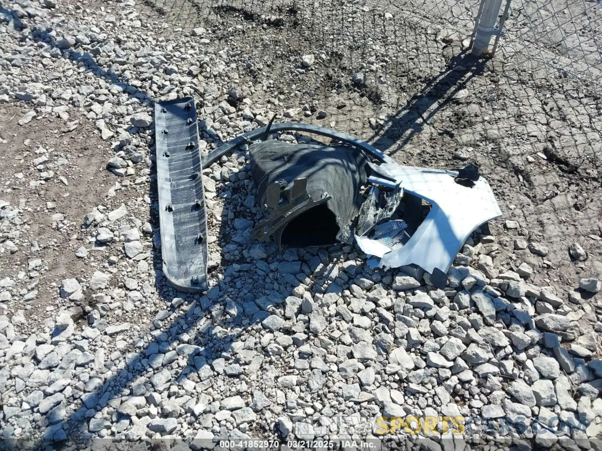 12 Photograph of a damaged car 1GNEVGKW0MJ260455 CHEVROLET TRAVERSE 2021