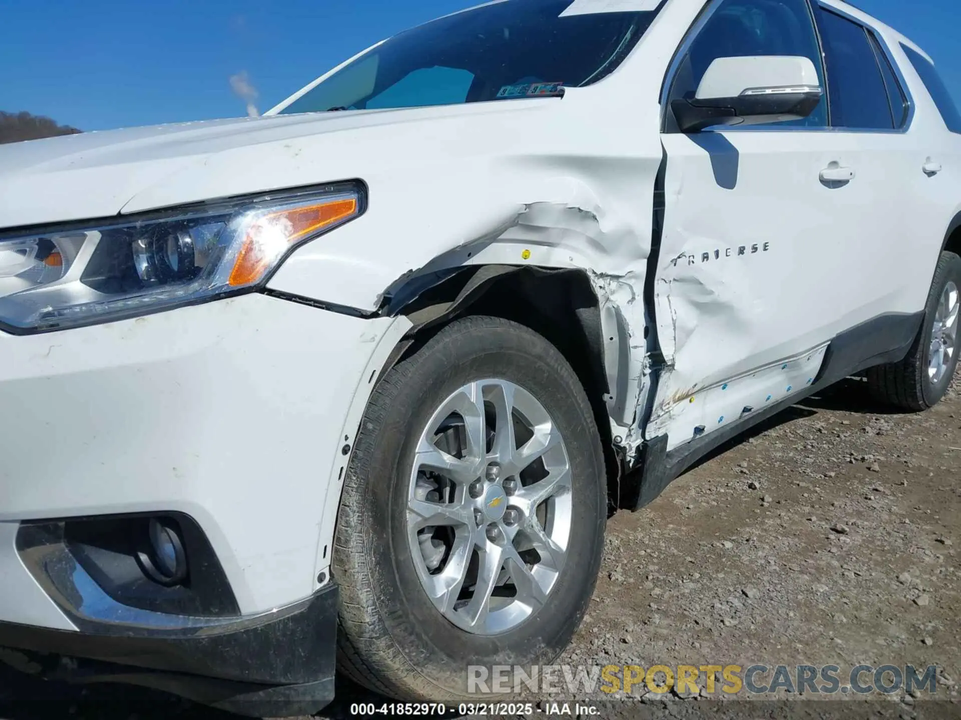 6 Photograph of a damaged car 1GNEVGKW0MJ260455 CHEVROLET TRAVERSE 2021