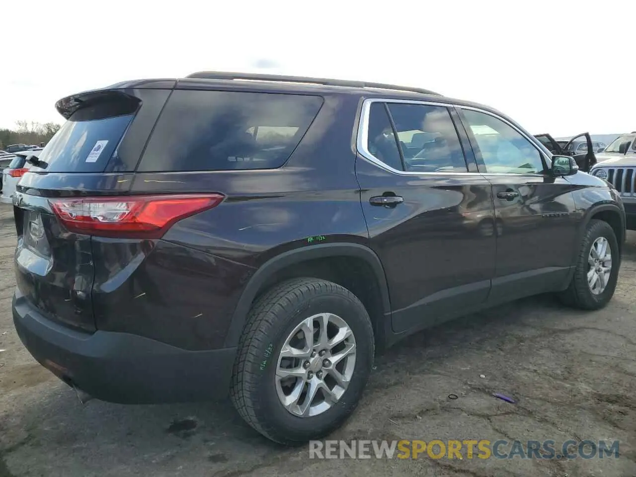3 Фотография поврежденного автомобиля 1GNEVGKW2MJ257833 CHEVROLET TRAVERSE 2021