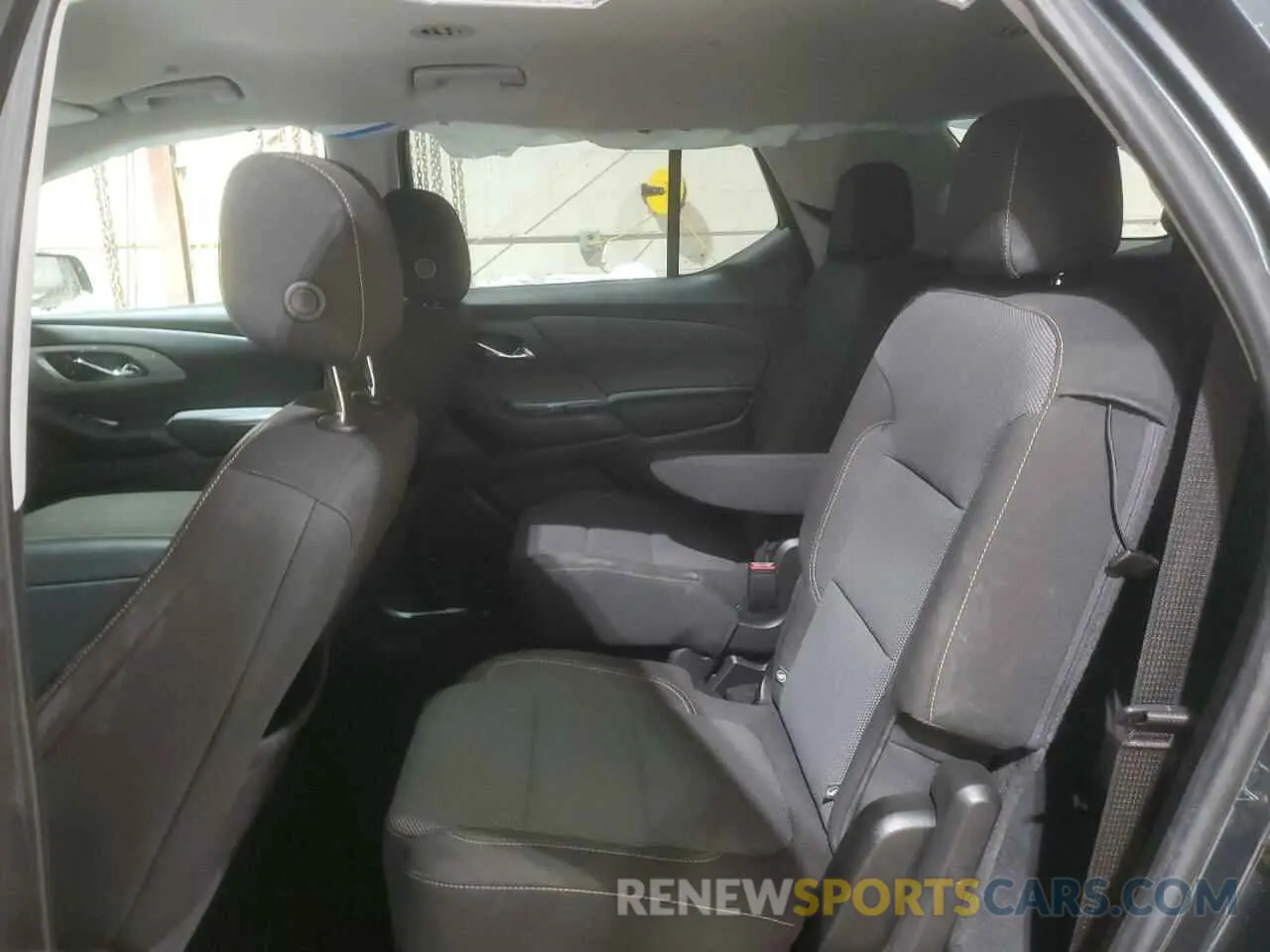 11 Фотография поврежденного автомобиля 1GNEVGKW3MJ135904 CHEVROLET TRAVERSE 2021