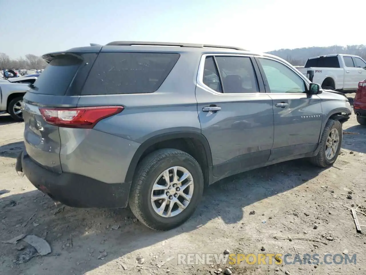 3 Photograph of a damaged car 1GNEVGKW4MJ198901 CHEVROLET TRAVERSE 2021