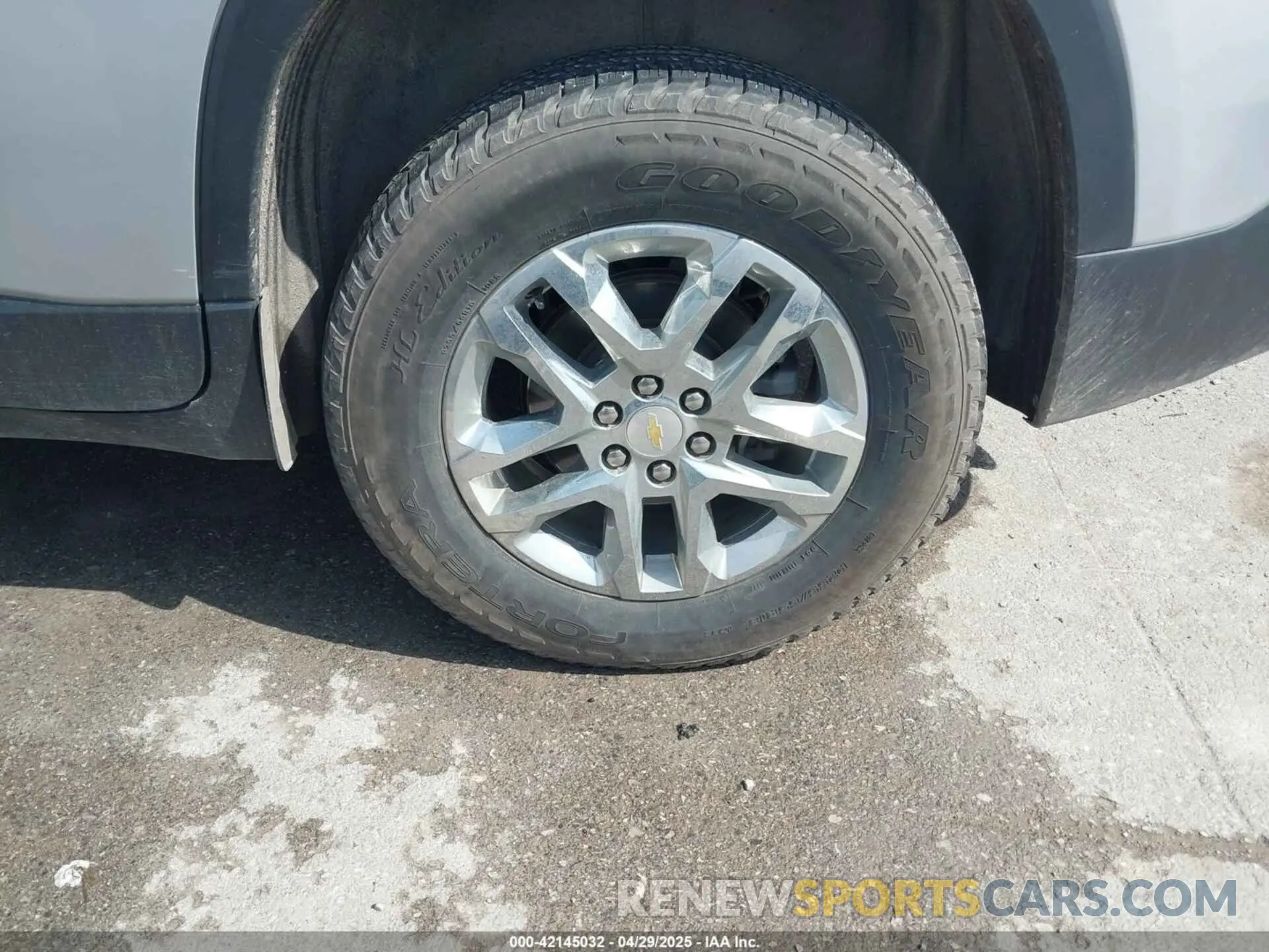 6 Фотография поврежденного автомобиля 1GNEVGKW6MJ162515 CHEVROLET TRAVERSE 2021