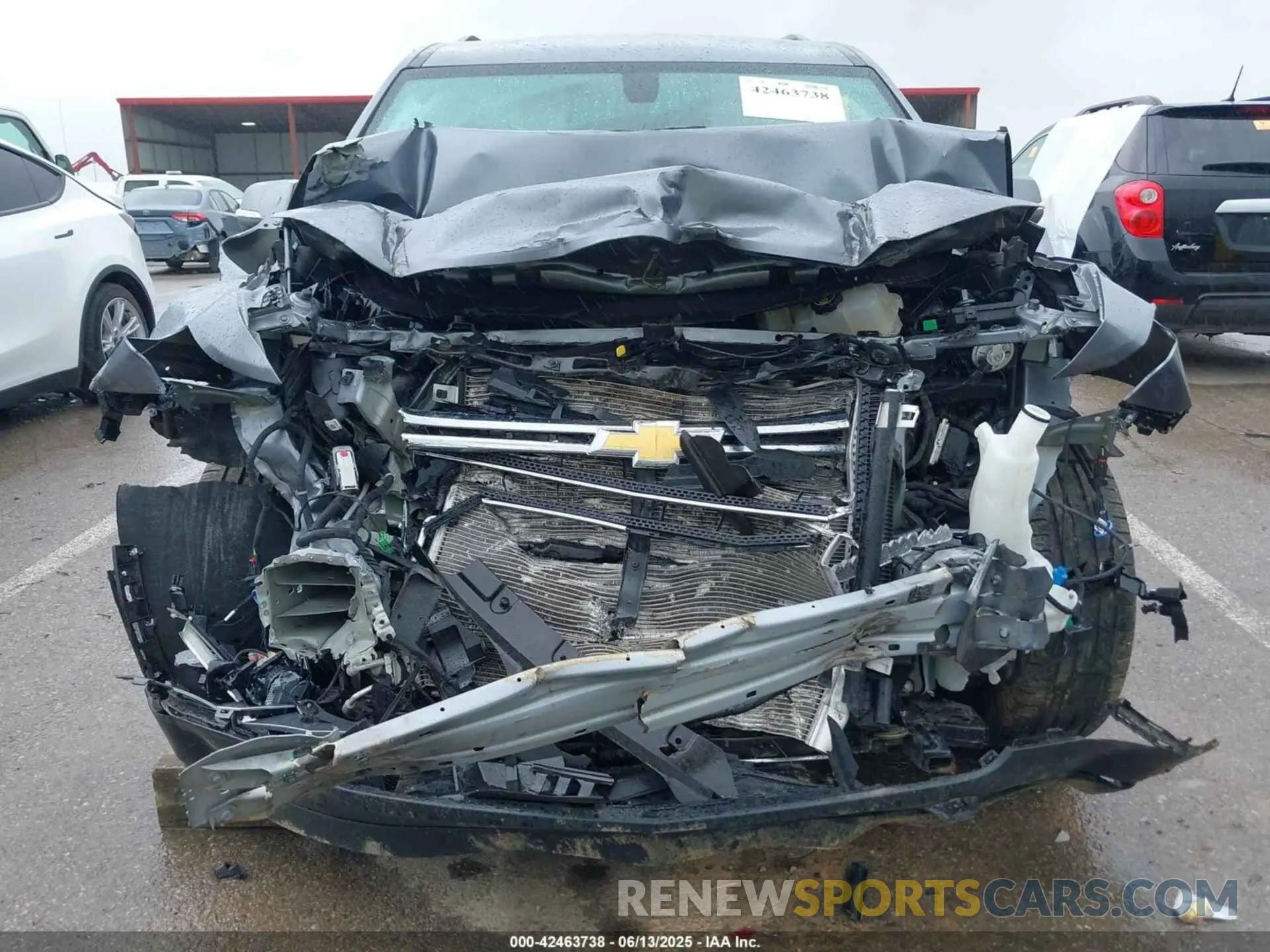 12 Photograph of a damaged car 1GNEVGKW7MJ181364 CHEVROLET TRAVERSE 2021