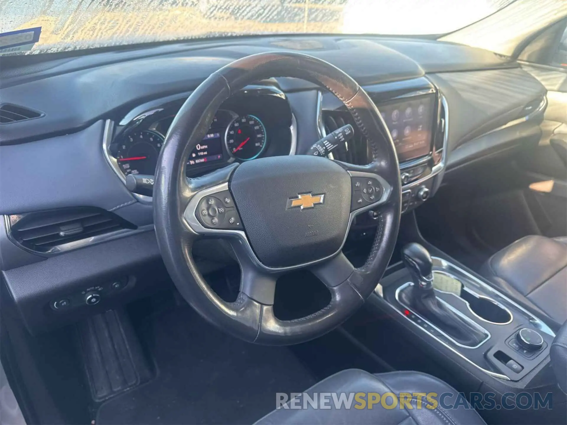 5 Photograph of a damaged car 1GNEVHKW0MJ167781 CHEVROLET TRAVERSE 2021