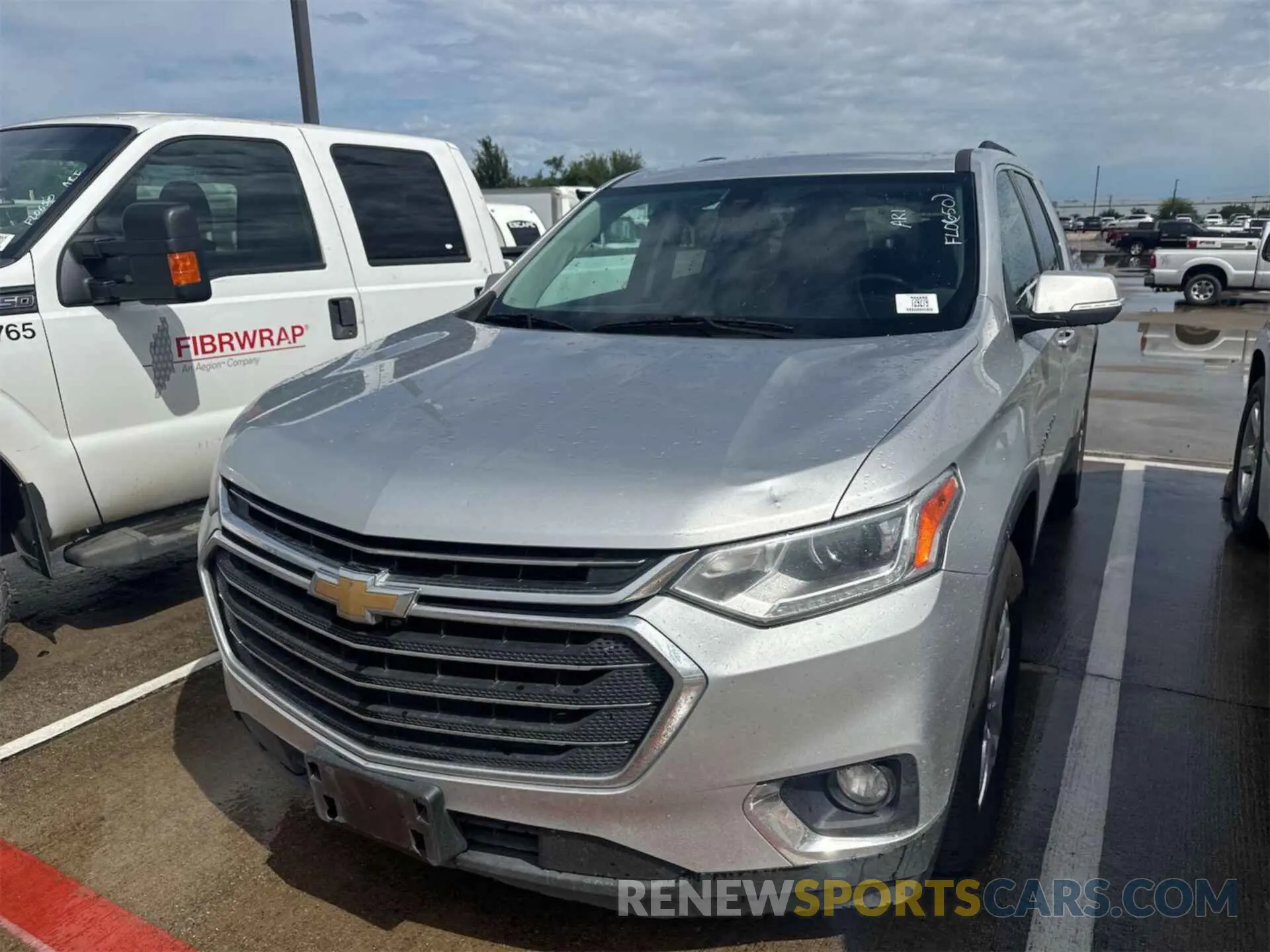 9 Photograph of a damaged car 1GNEVHKW0MJ167781 CHEVROLET TRAVERSE 2021