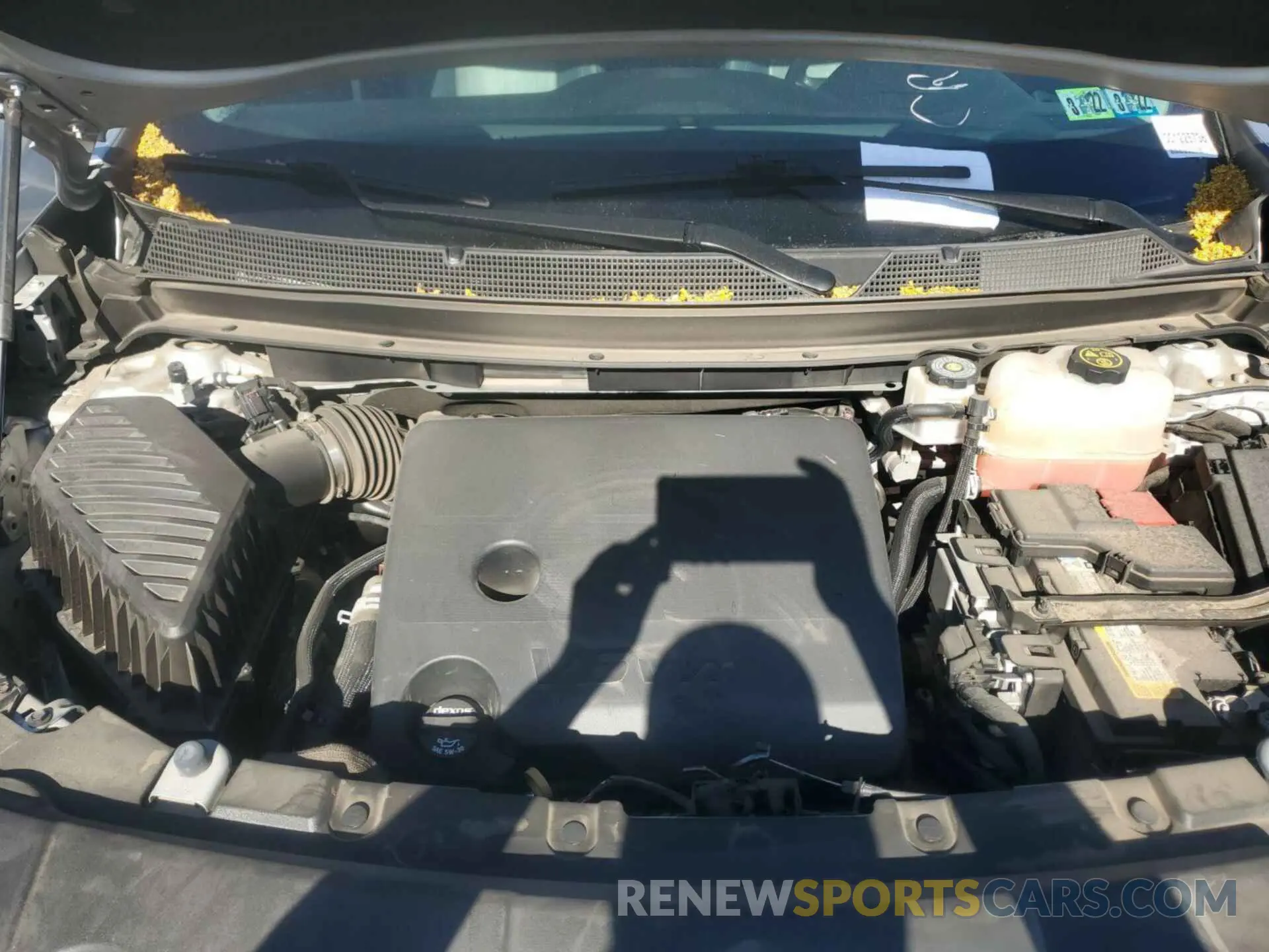13 Photograph of a damaged car 1GNEVHKW1MJ185416 CHEVROLET TRAVERSE 2021
