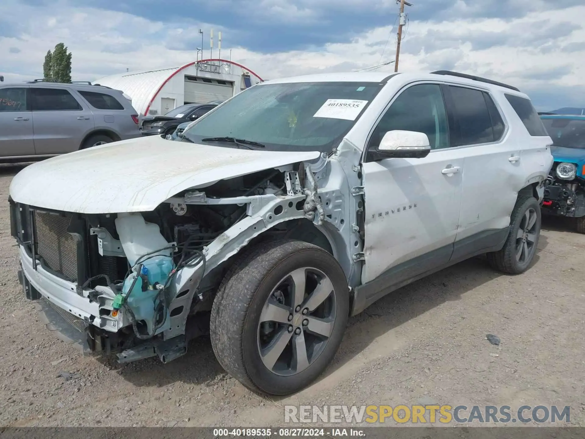 2 Photograph of a damaged car 1GNEVHKW1MJ213554 CHEVROLET TRAVERSE 2021