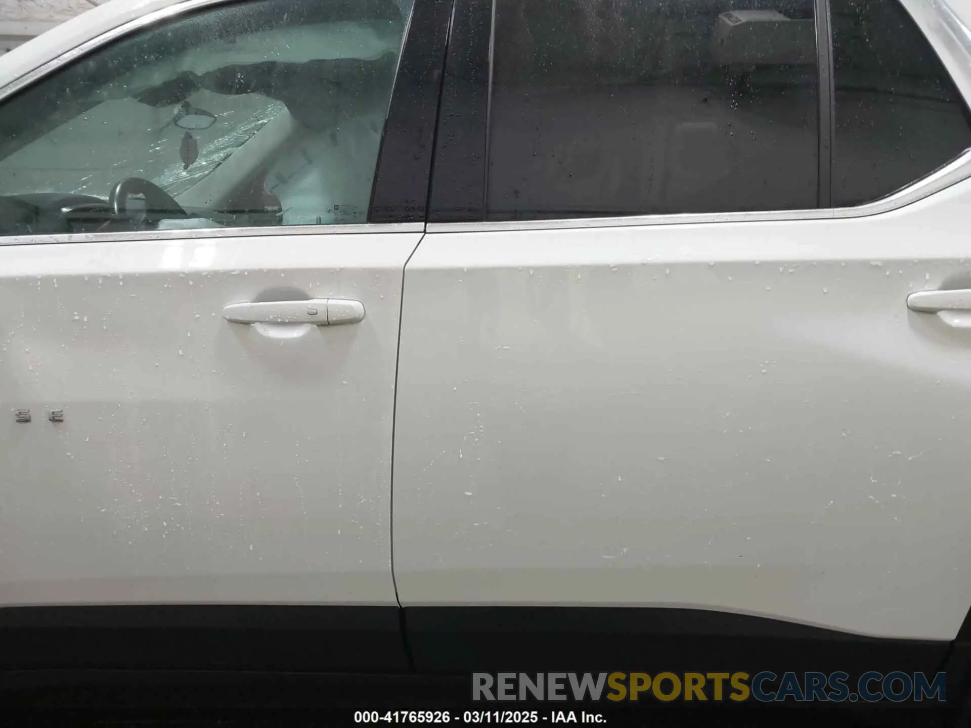 14 Photograph of a damaged car 1GNEVHKW3MJ220313 CHEVROLET TRAVERSE 2021