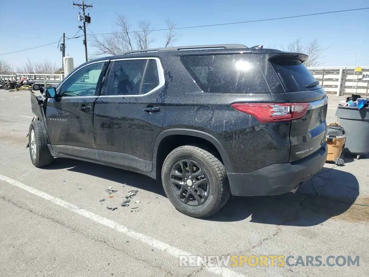 2 Photograph of a damaged car 1GNEVHKW3MJ220800 CHEVROLET TRAVERSE 2021
