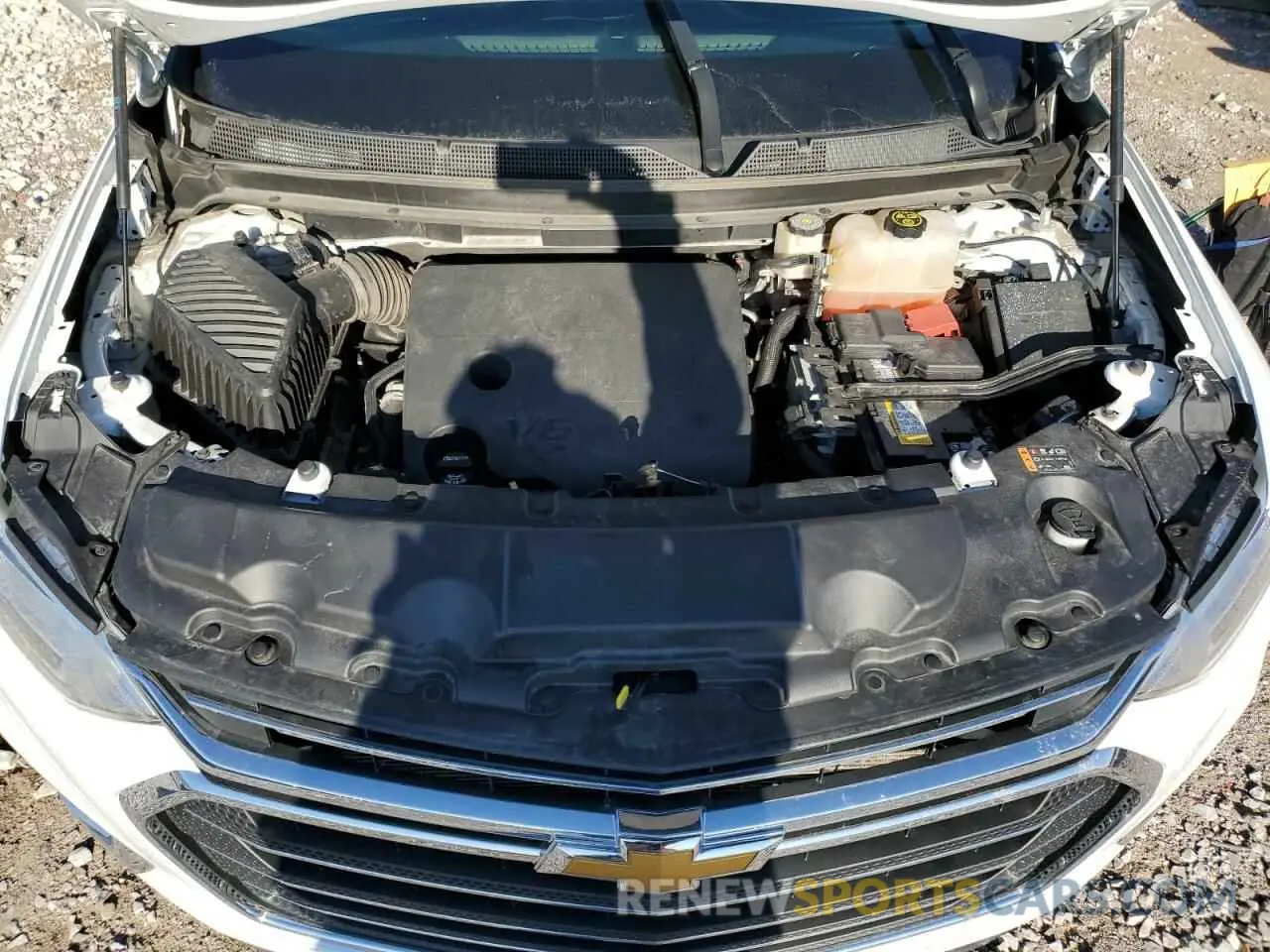 13 Photograph of a damaged car 1GNEVHKW5MJ130239 CHEVROLET TRAVERSE 2021