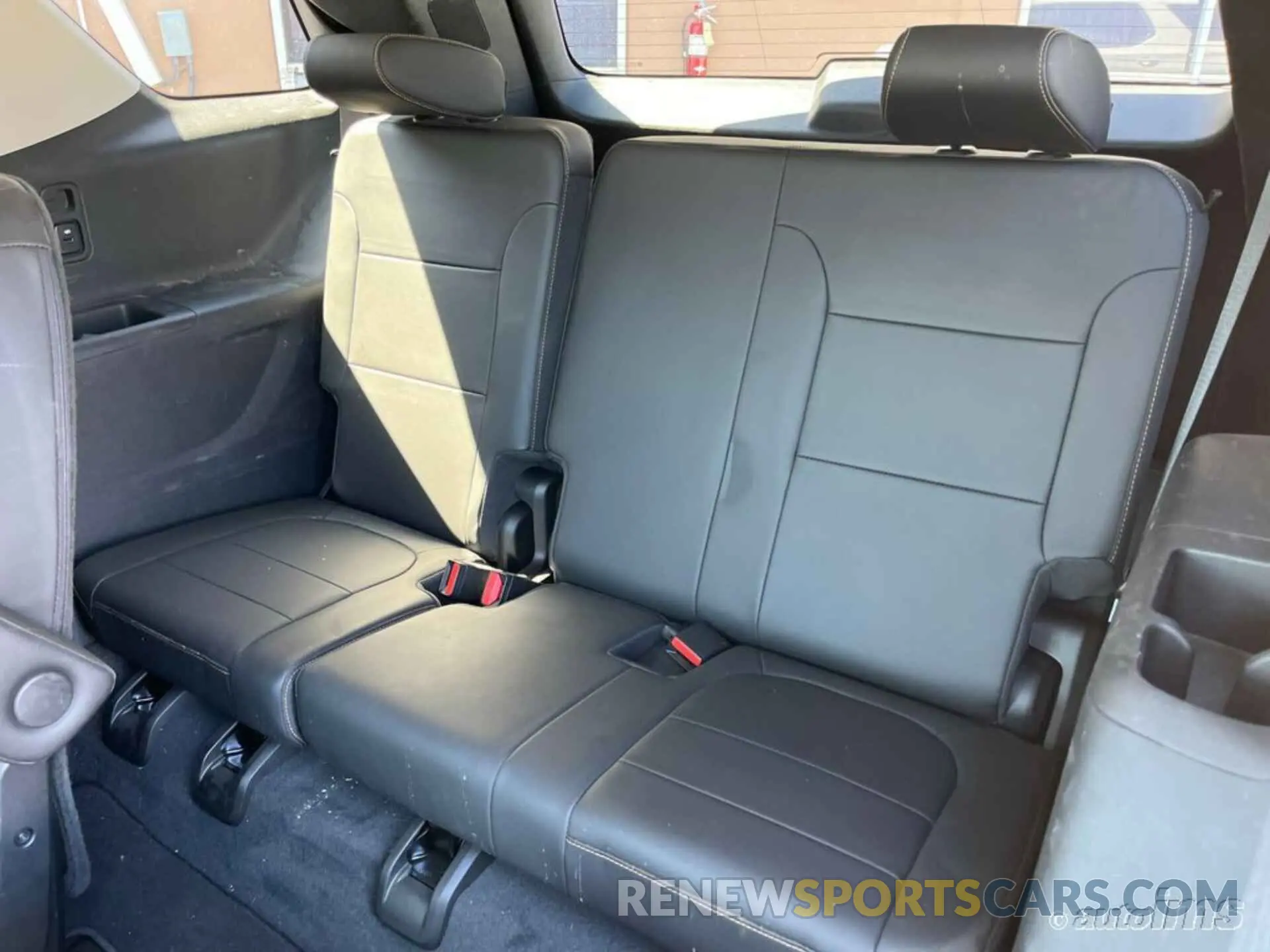 13 Фотография поврежденного автомобиля 1GNEVHKW6MJ189252 CHEVROLET TRAVERSE 2021