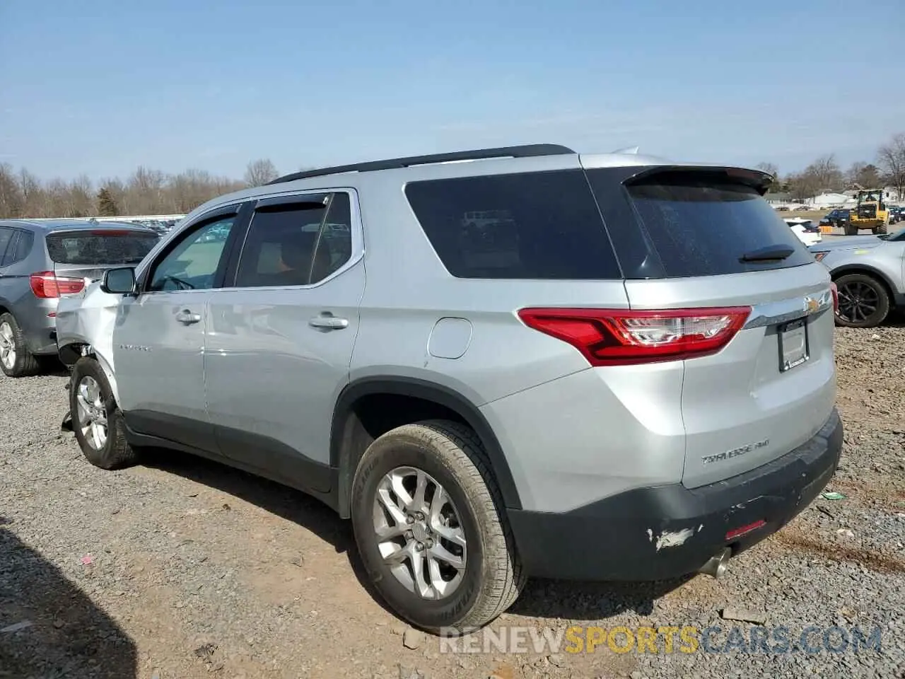 2 Фотография поврежденного автомобиля 1GNEVHKW8MJ160755 CHEVROLET TRAVERSE 2021