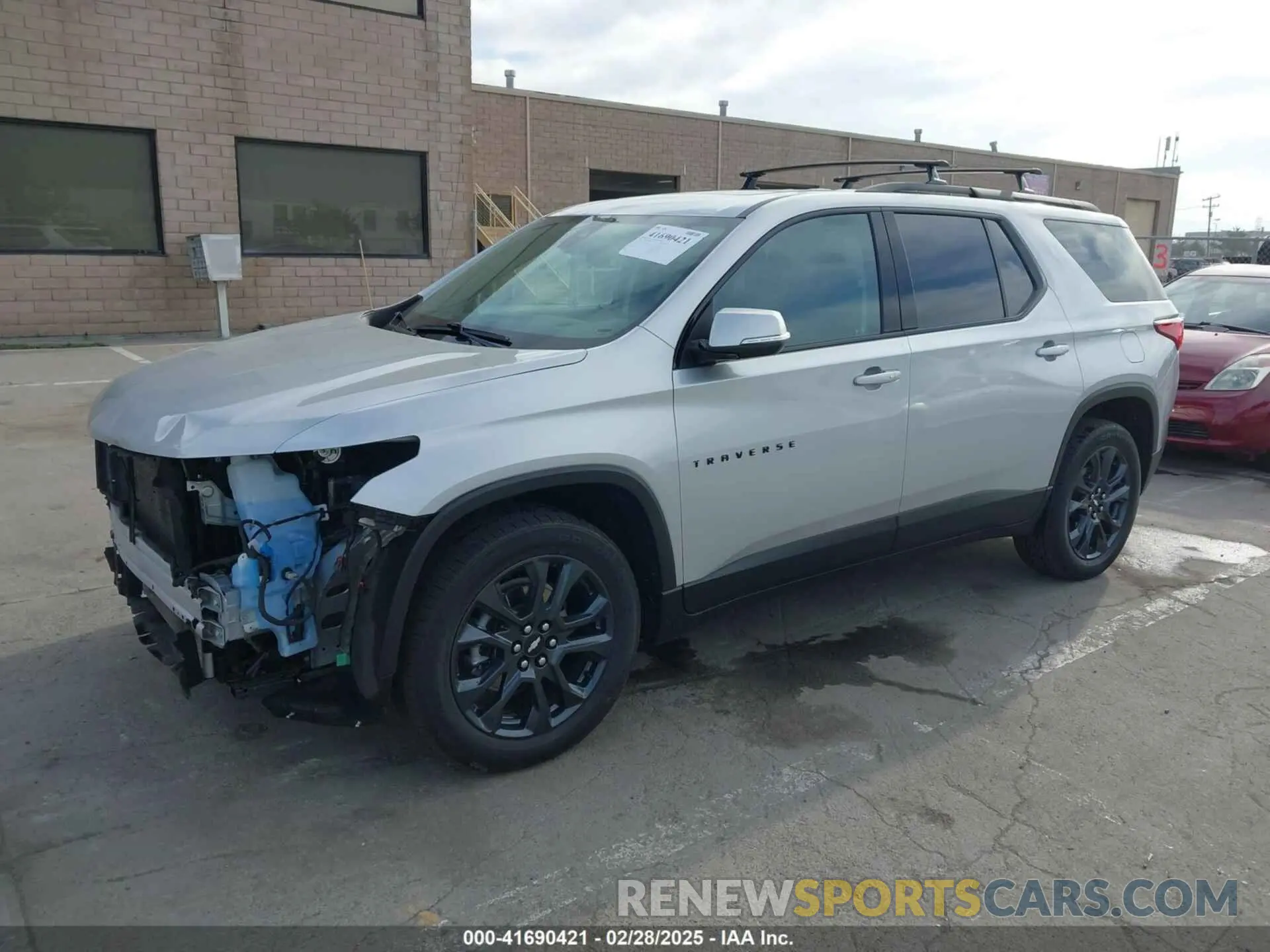 2 Photograph of a damaged car 1GNEVJKW1MJ183186 CHEVROLET TRAVERSE 2021