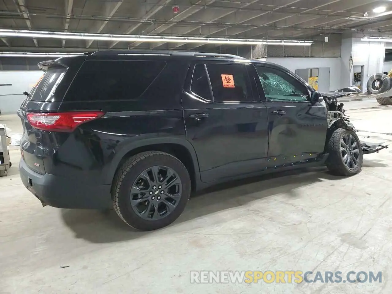 3 Photograph of a damaged car 1GNEVJKW2MJ113020 CHEVROLET TRAVERSE 2021