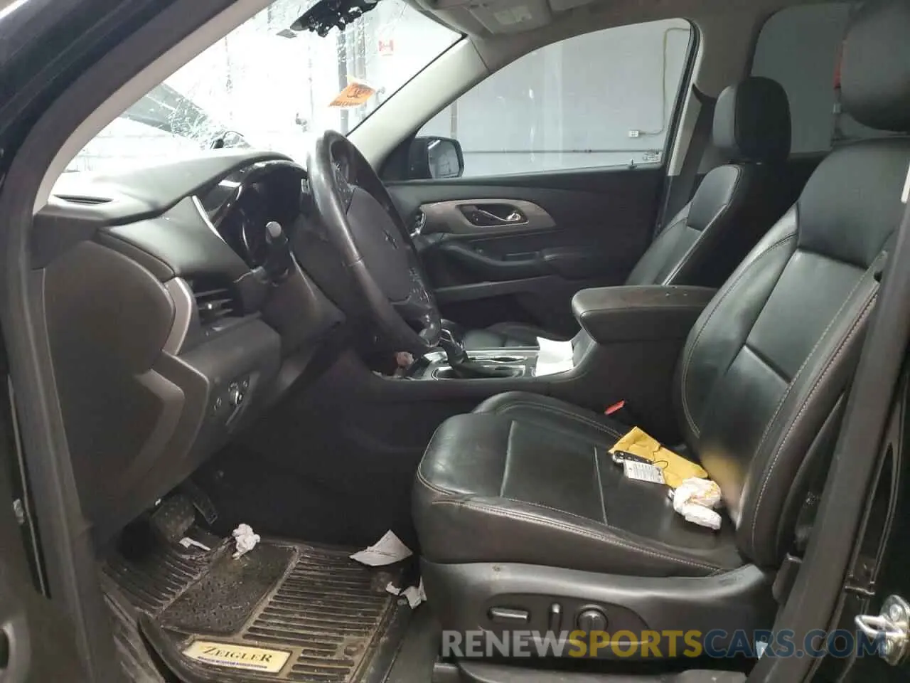 7 Photograph of a damaged car 1GNEVJKW2MJ113020 CHEVROLET TRAVERSE 2021