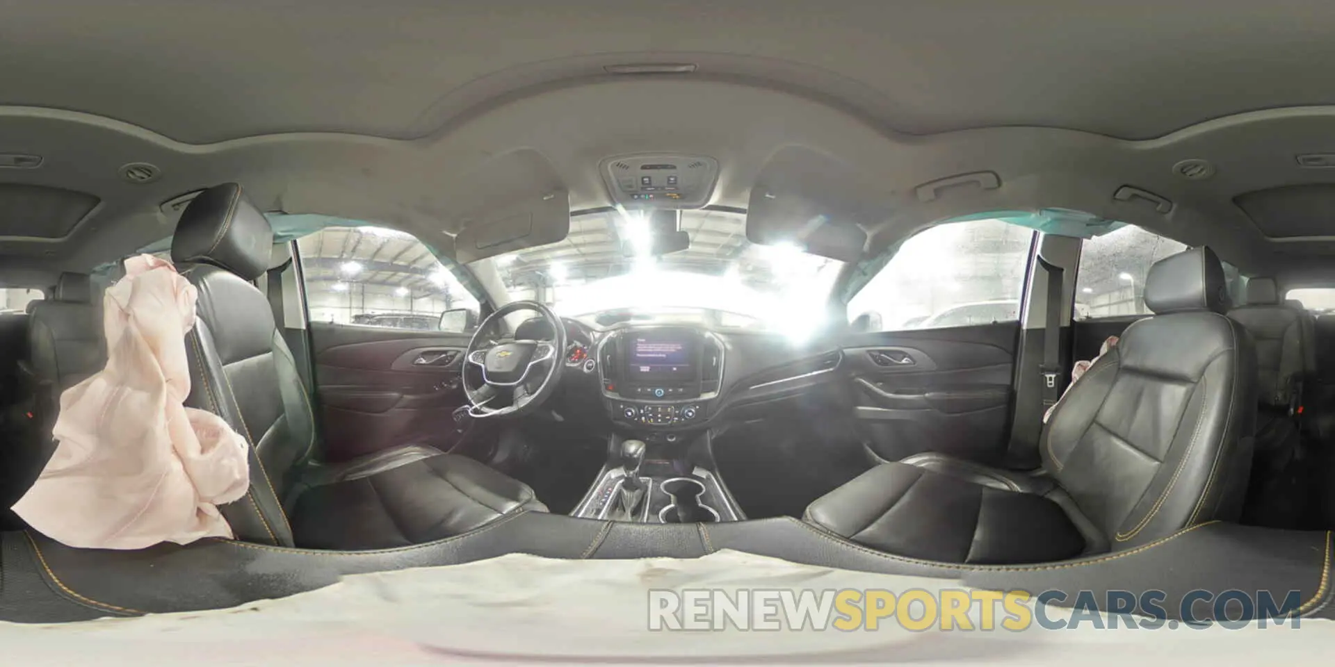 15 Photograph of a damaged car 1GNEVKKW1MJ243800 CHEVROLET TRAVERSE 2021