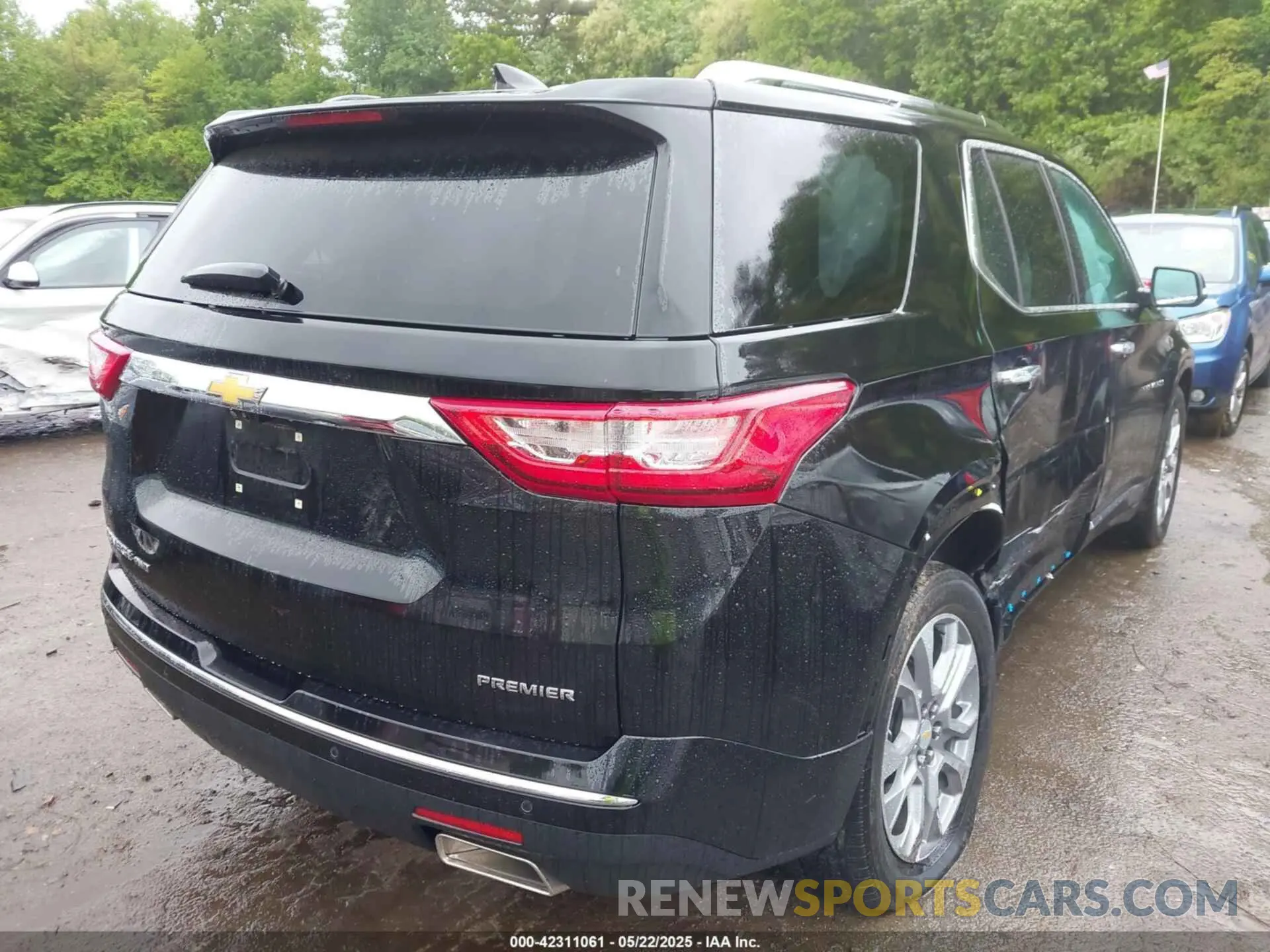 4 Фотография поврежденного автомобиля 1GNEVKKW1MJ271936 CHEVROLET TRAVERSE 2021