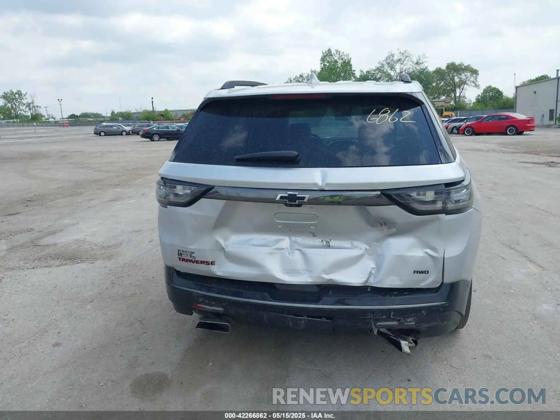 16 Photograph of a damaged car 1GNEVKKWXMJ159359 CHEVROLET TRAVERSE 2021