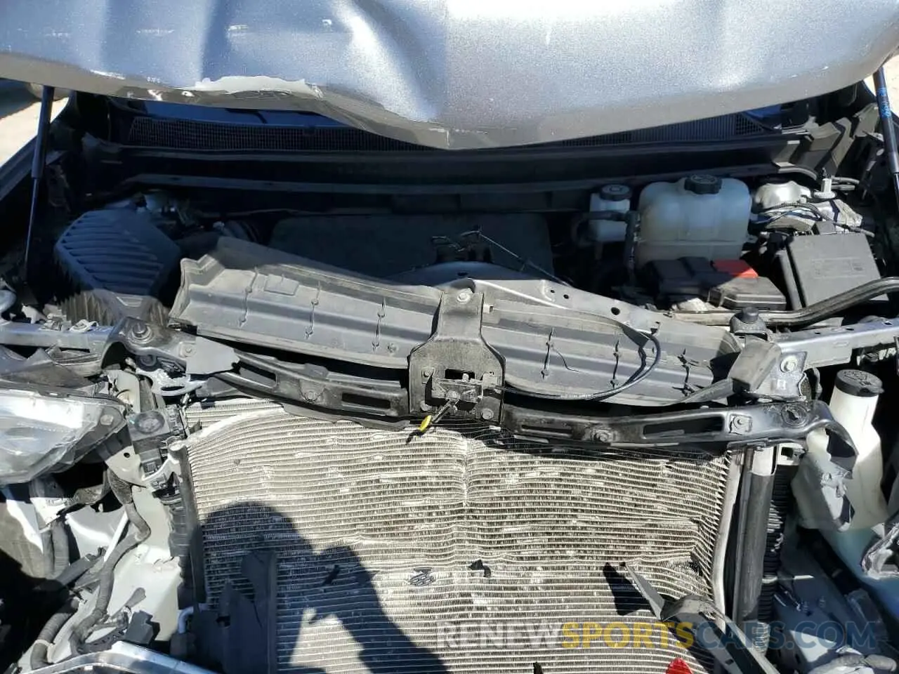 12 Photograph of a damaged car 1GNEVLKW8MJ169359 CHEVROLET TRAVERSE 2021