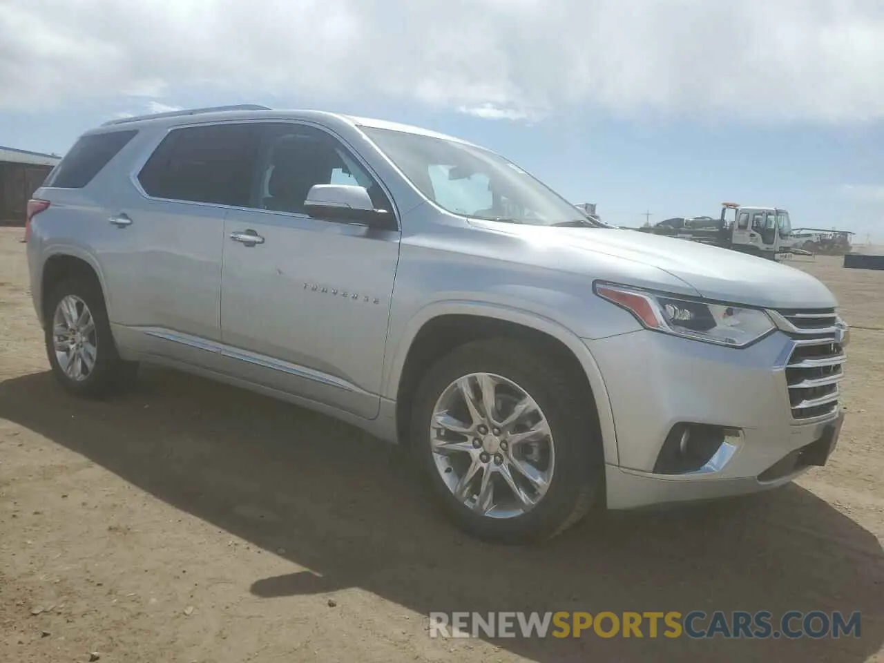 4 Photograph of a damaged car 1GNEVNKW6MJ243602 CHEVROLET TRAVERSE 2021