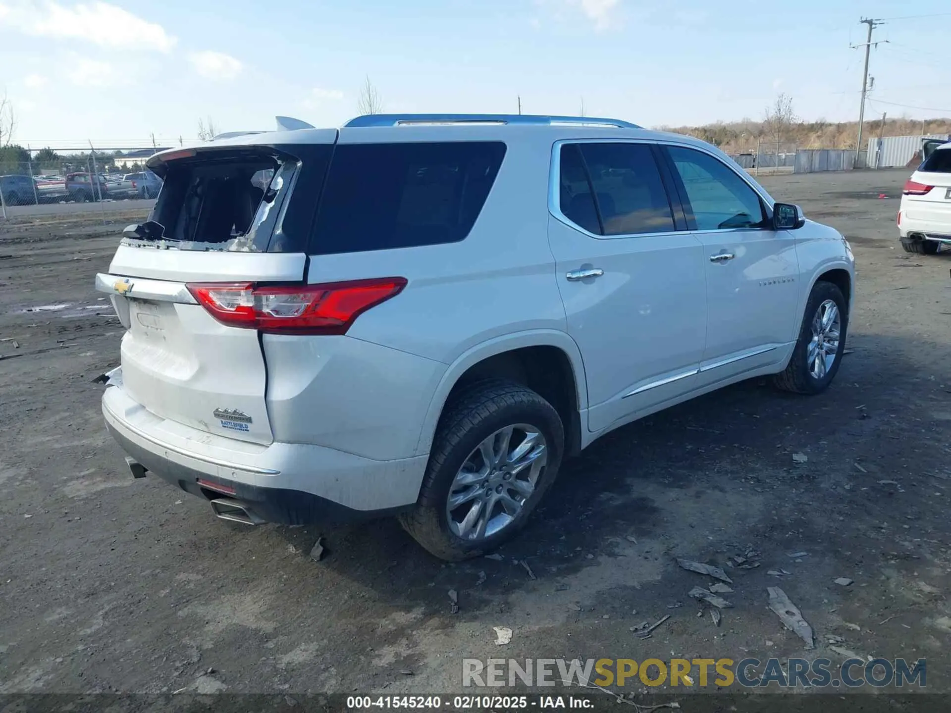 4 Photograph of a damaged car 1GNEVNKW9MJ200257 CHEVROLET TRAVERSE 2021