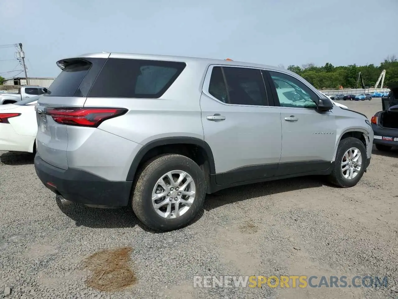 3 Photograph of a damaged car 1GNERFKW4NJ170399 CHEVROLET TRAVERSE 2022