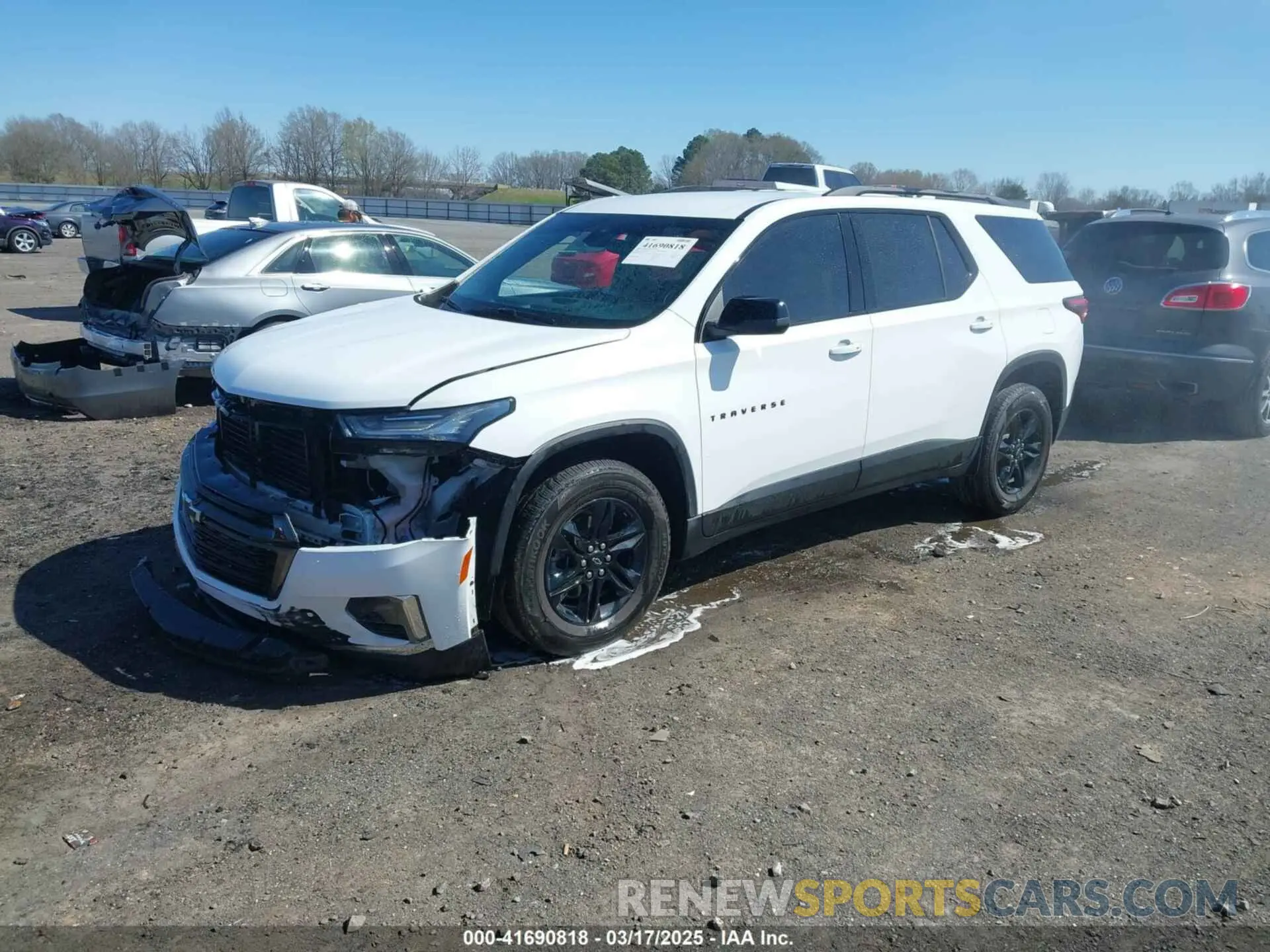 2 Фотография поврежденного автомобиля 1GNERFKW7NJ115171 CHEVROLET TRAVERSE 2022