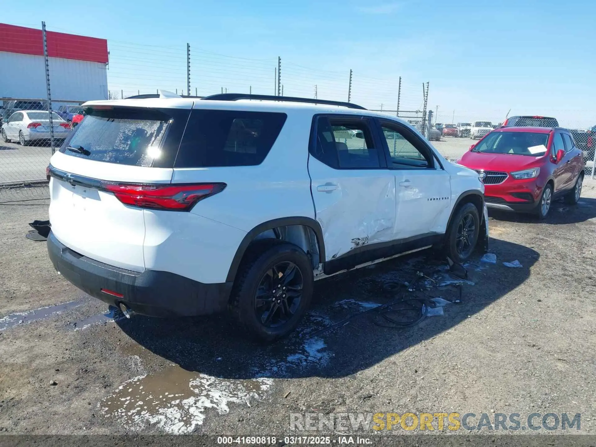 4 Фотография поврежденного автомобиля 1GNERFKW7NJ115171 CHEVROLET TRAVERSE 2022
