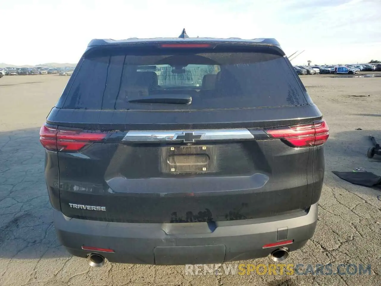 6 Photograph of a damaged car 1GNERFKW7NJ128860 CHEVROLET TRAVERSE 2022